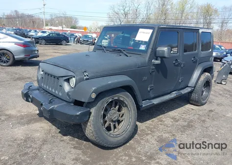 2010 Jeep Wrangler Unlimited Sport z USA, uszkodzony, nr VIN 1J4HB3H14AL106926